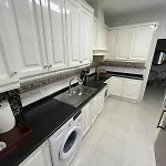 2- La Habitacion Del Piso Centro Δωμάτια σε οικογενειακή κατοικία Αλικάντε