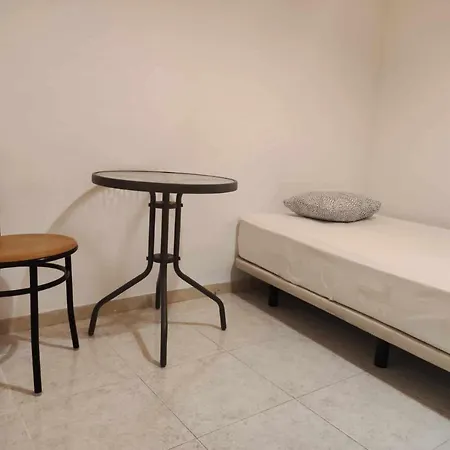 Homestay 2- La Habitacion Del Piso Centro Alicante