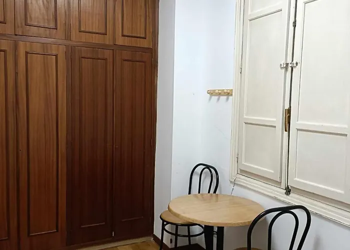 Проживание в семье 2- La Habitacion Del Piso Centro